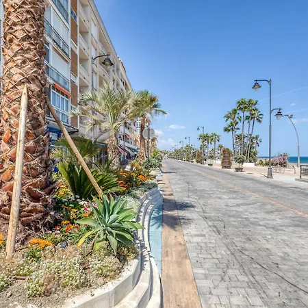 Hanami Avenida De Espana La Gaviota Апартаменти *